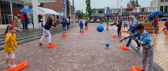 Kantoor versus Straat